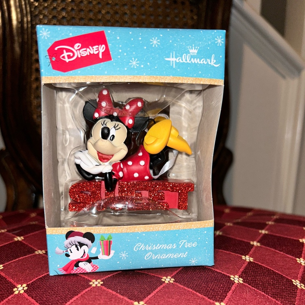 Minnie Mouse holiday ornament